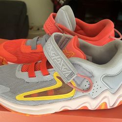 Nike Basketball Shoe