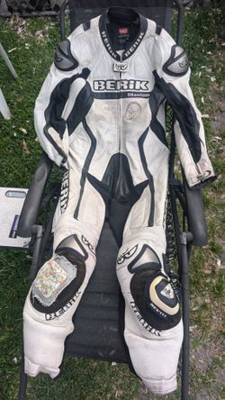 Berik Leather Motorcycle Race Suit Size 48