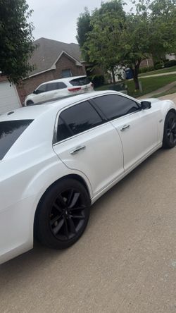 2011 Chrysler 300