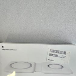  original apple magsafe duo charger 