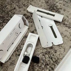 IPhone XR and 4th Gen Apple Watch