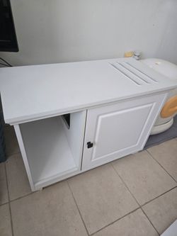 Cat Litter Box Enclosure Cabinet