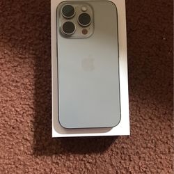 Apple iPhone 15 Pro W AirPods