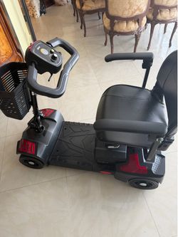 4 Wheels Drive Scout mobility scooter