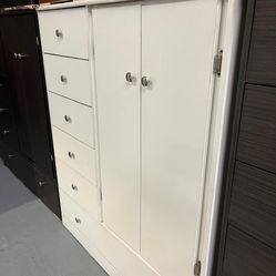 Wardrobe Closet