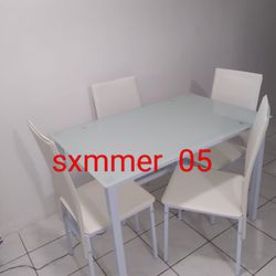 5 Pieces Dining Set New In The Box 📦 Available In 4 Different Colors White, Grey, Black & Red Same Day Delivery  Thumbnail