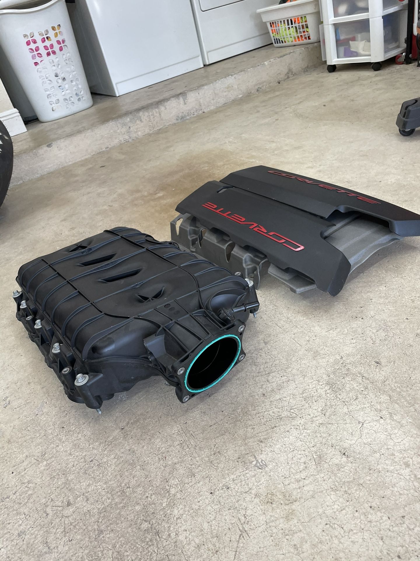 C7 Corvette LT1 Intake Manifold with Covers