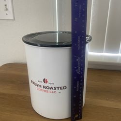 Brand New 2 lb Airscape air tight canister