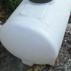 Over 50 Gal Water Tank With Float And Drain