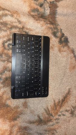 Thin Wireless Key Board And Mouse 