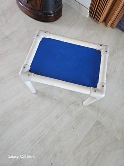 20" Almond pet bed L 20" x w 15" x H 14.5" soft and comfortable  like new
