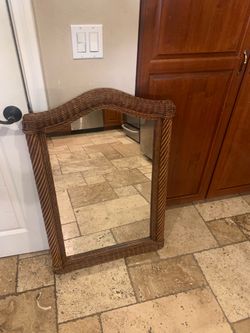 Beautiful Rattan and wood wall mirror 39x28