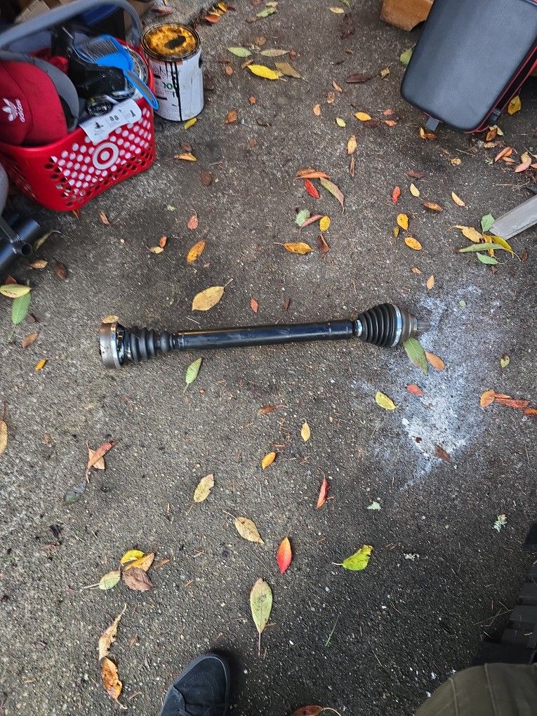 2006 Volkswagen Jetta CV axle passenger side