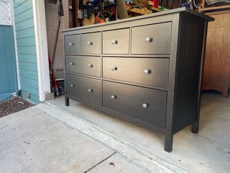 8 Drawer Dresser