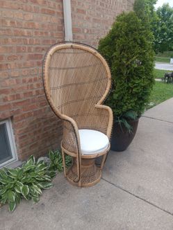 Vintage  Rattan Peacok Chair w/black twine accents fan back