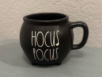 $10….New Rae Dunn HOCUS POCUS cauldron mug.  Please pickup in the area of 36th Ave and Pinnacle peak within 24hours of take greatly appreciated. Venmo
