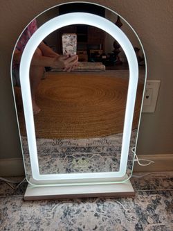 Beautiful New 3 dif Light adjust & dimmer