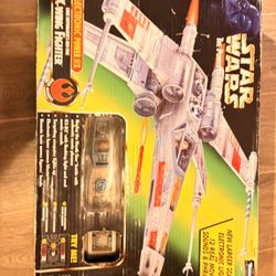 1997 Kenner Star Wars Power of the Force Electronic Power F/X Luke Skywalker's Red Five X-Wing Fighter