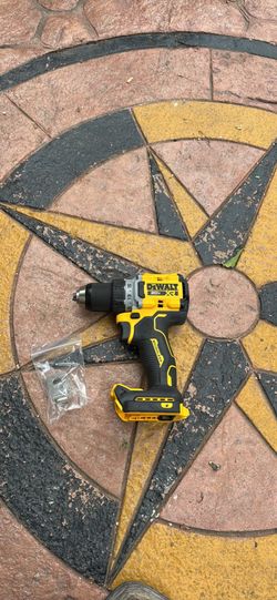 DEWALT 20V XR Lithium-Ion Cordless Brushless 1/2 in. Drill/Driver (tool only)