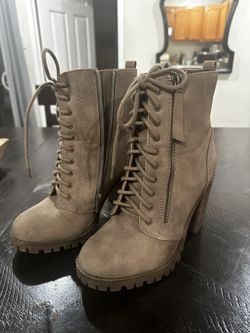 Light Brown SODA Boots / booties - Size 8-9 (run BIG)