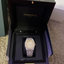AP moissanite Gold Men's Watch (BRAND New) with Box And Bag