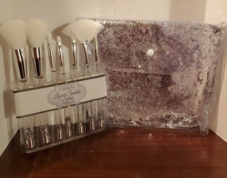 Beauty Creations 7pc Liquid Sparkle Silver Brush Set