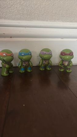 Miniature ninja turtles  