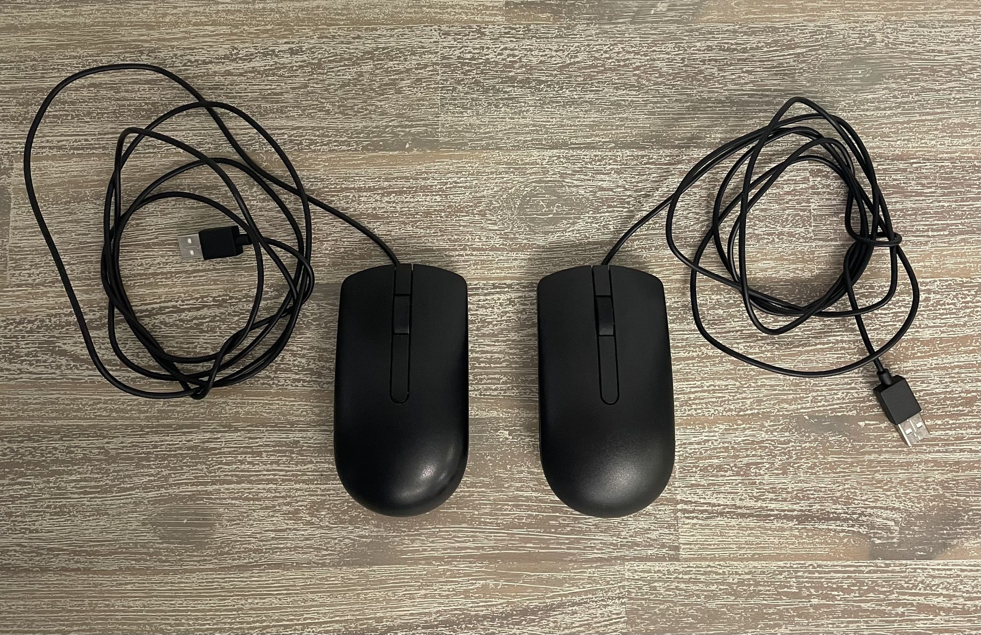 DELL Mouse Wired. USED