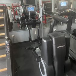 Life Fitness 95X Crosstrainer Elliptical