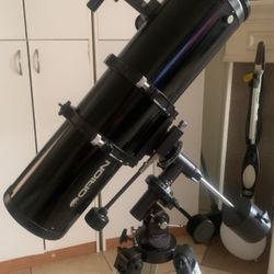 Orion Telescope With Lens