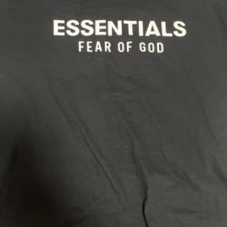 Essential Shirt 