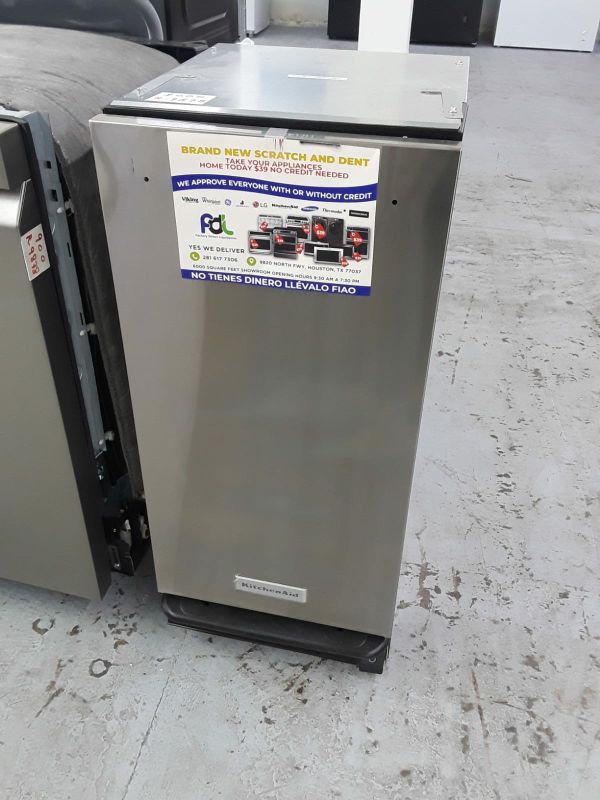 KitchenAid Trash Compactor for Sale in Houston, TX OfferUp
