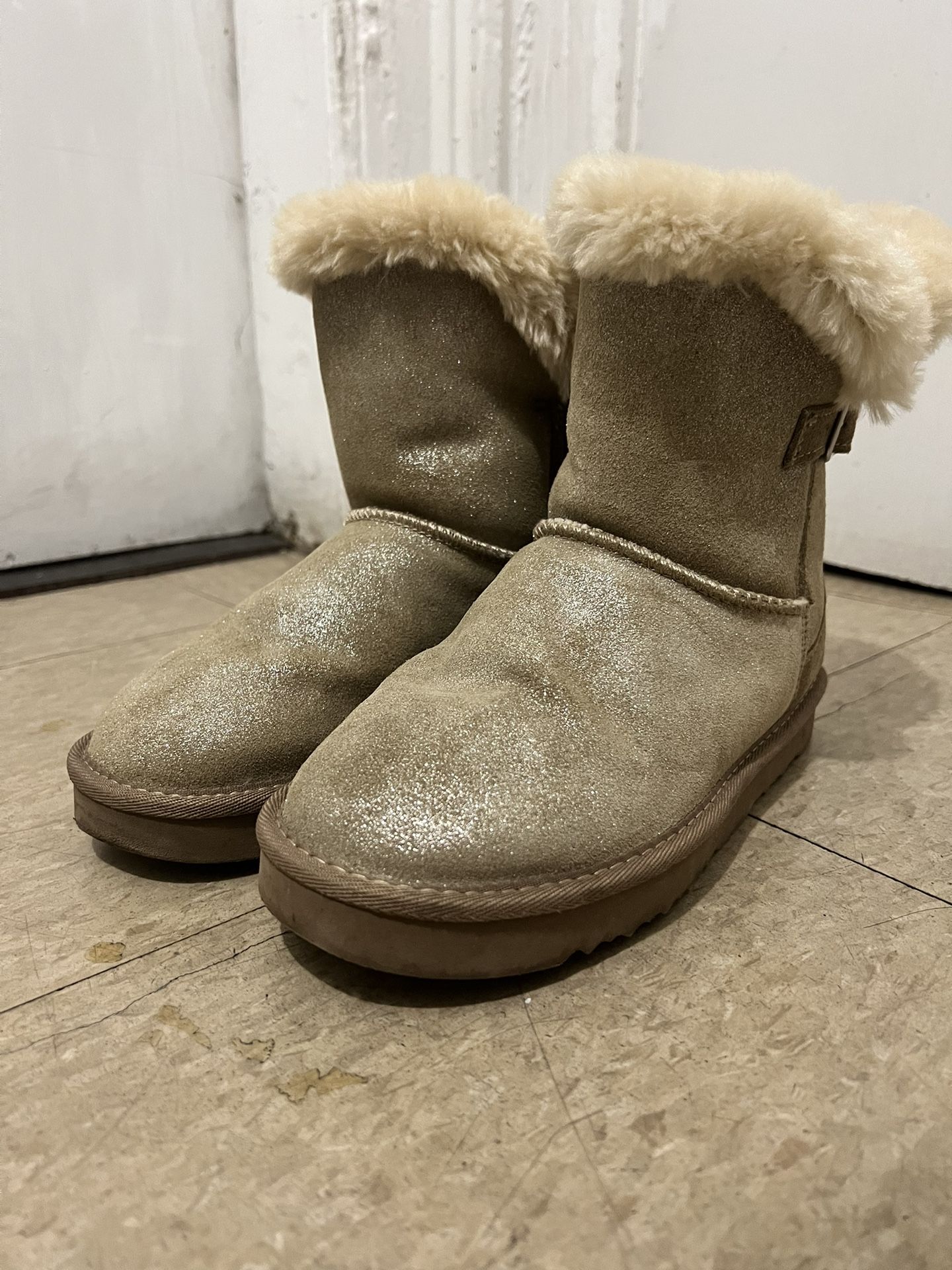 Winter Boots Size 7