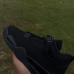 Jordan 4 Black Cat 2025