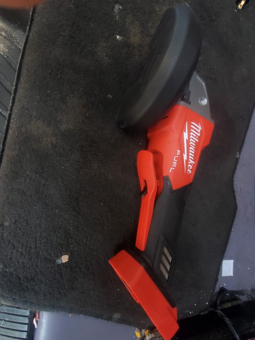 Milwaukee FUEL M18 RAPID STOP Paddle Switch Angle Grinder 4.5"-5"