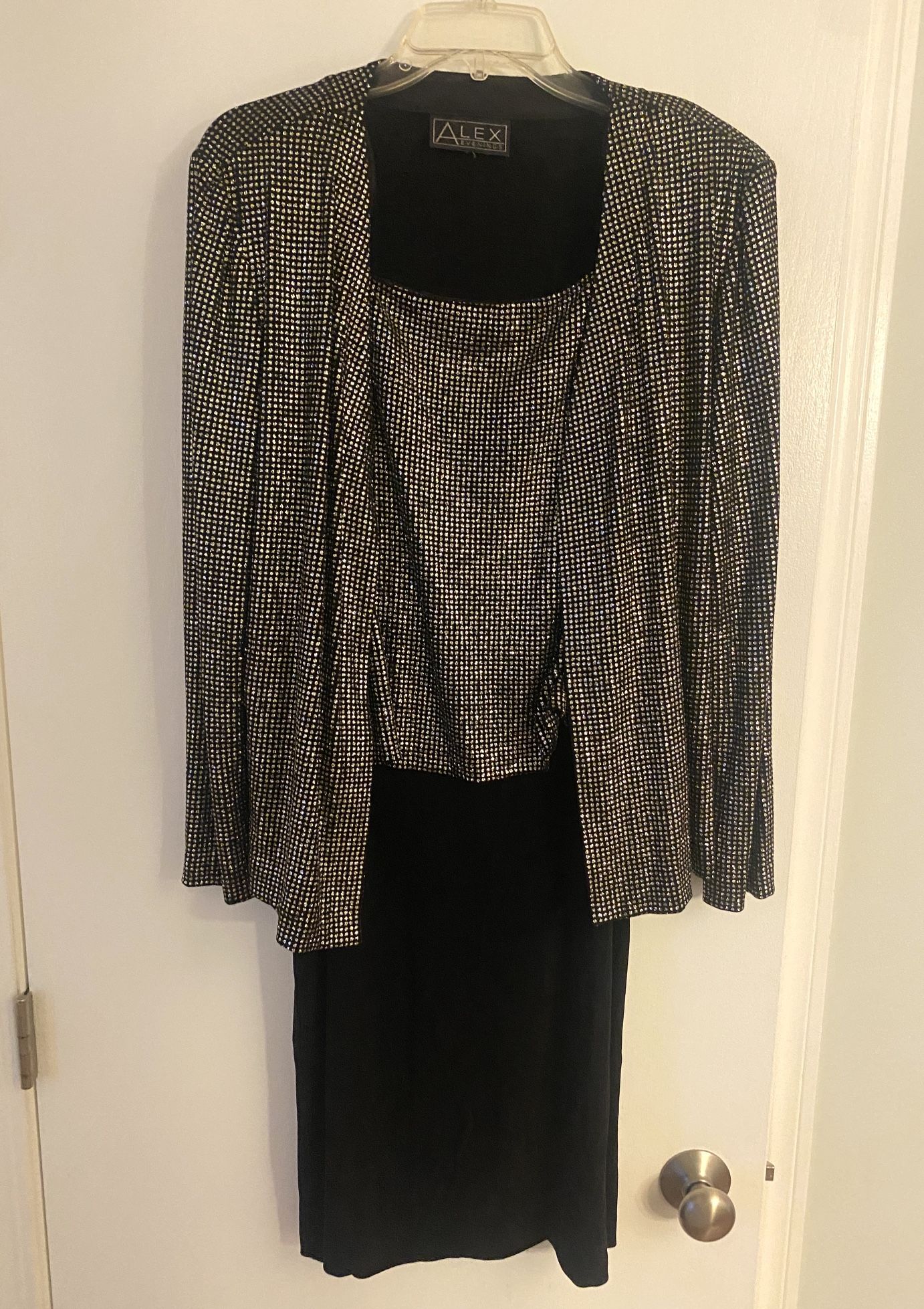 Alex Evenings brand size: 12  2-piece dress/jacket set  In good condition  Perfect for a wedding!!!