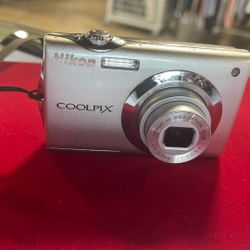 Nikon Koolpix S4000
