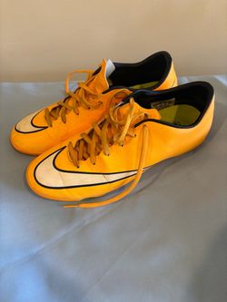 Nike mercurial indoor soccer shoes used 8.5