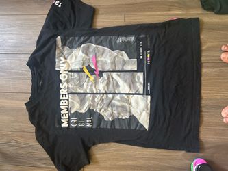 MEMBERS ONLY TSHIRT