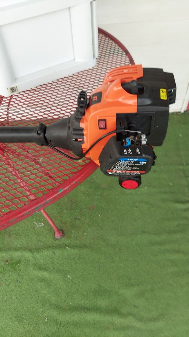 Remington 2560 Gas Weedeater