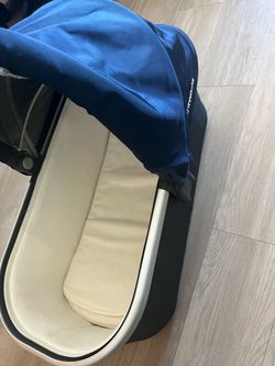 Uppababy Vista V1 bassinet