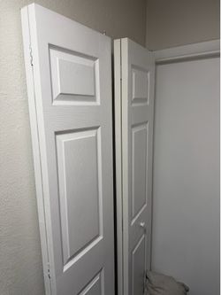 Folding closet Doors
