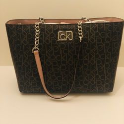 Calvin Klein Shoulder Bag
