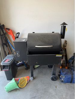 Traeger Pro 22 Wood Pellet Grill & Smoker (Model TFB42PLF)