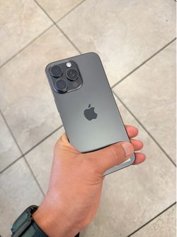 iPhone 15 Pro Max Unlocked 256GB