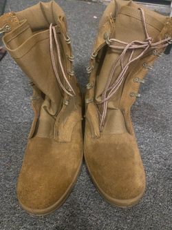 Working/military boots