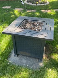 Outdoor Propane Fire Pit Table w/ Glass Wind Guard & Lava Rocks