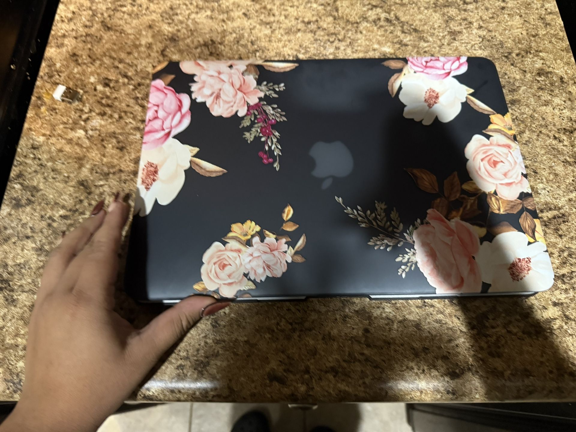 MacBook Air 13” (2017)