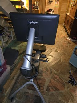 Hydrow Pro Rowing Machine 2018 - Used 12x - Lynnfield