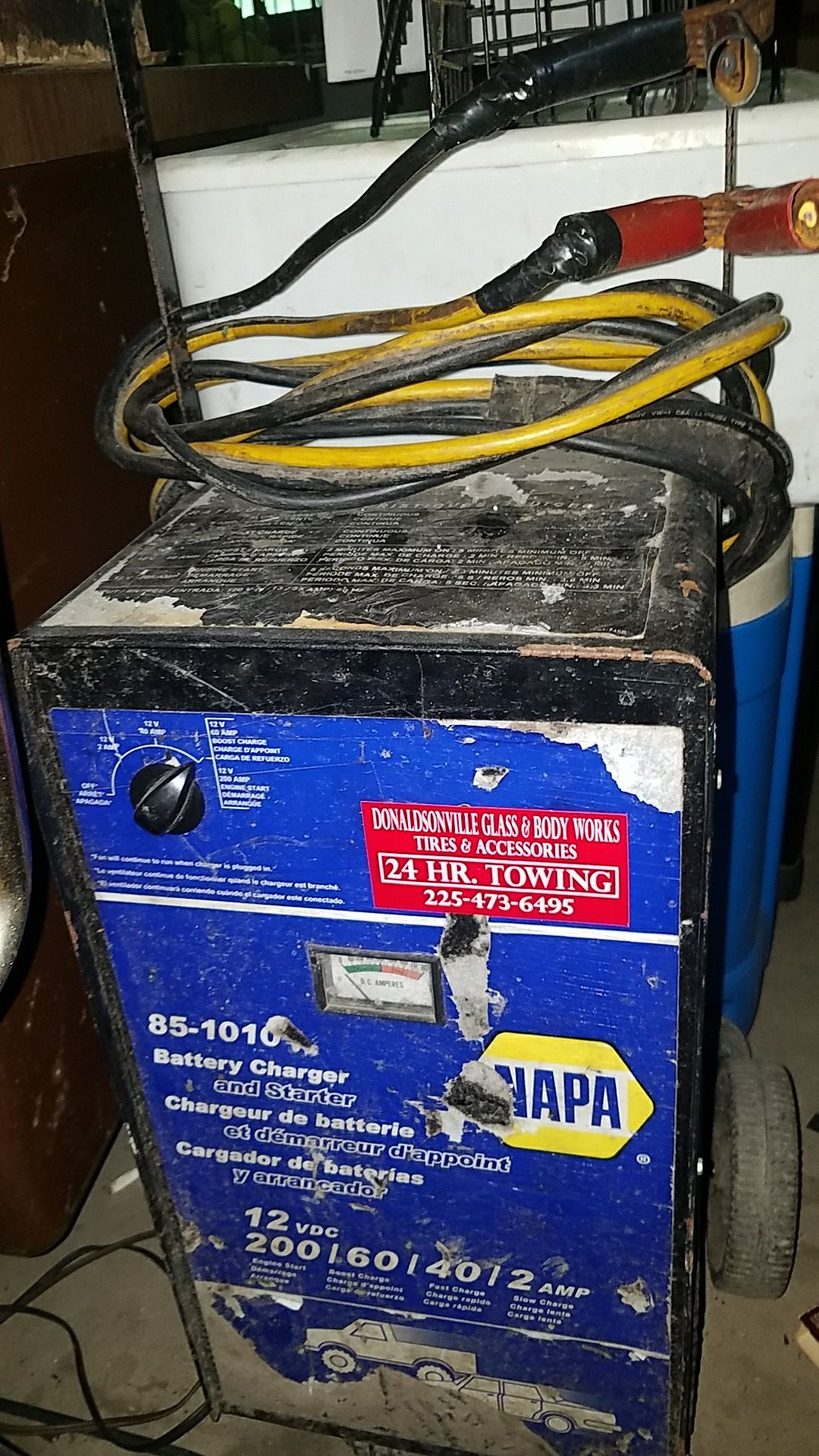 Napa battery charger and starter